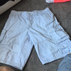 Men’s 32 old navy cargo shorts